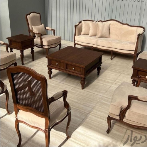 Handicraft Wooden Furniture